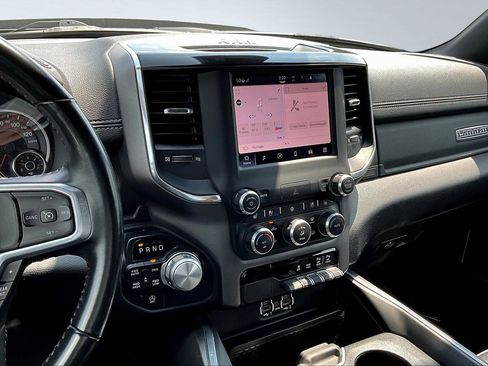 Used 2022 RAM 1500 Laramie w/ Sport Appearance Package image 9