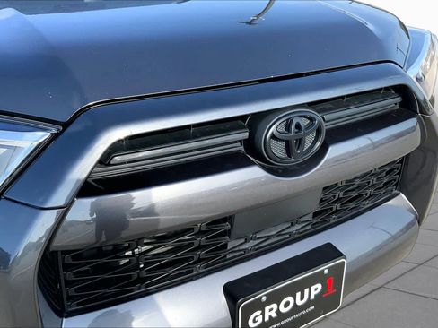 Used 2022 Toyota 4Runner SR5 RWD image 29