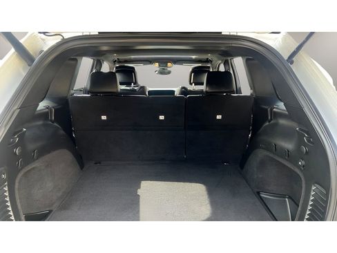 Used 2021 Jeep Grand Cherokee Limited image 22