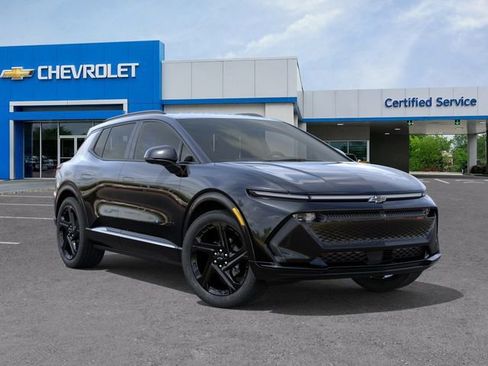 New 2026 Chevrolet Equinox EV RS image 7