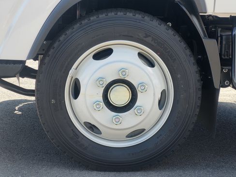 New 2026 Isuzu NPR HD RWD image 10