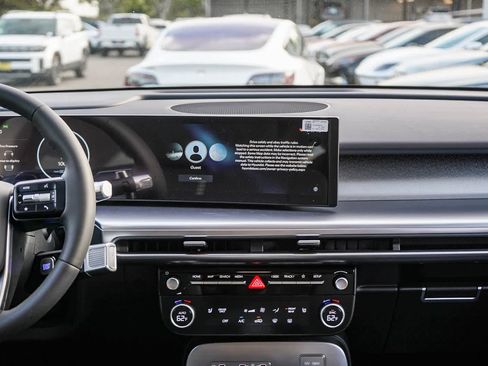 New 2026 Hyundai Ioniq 9 SE image 15