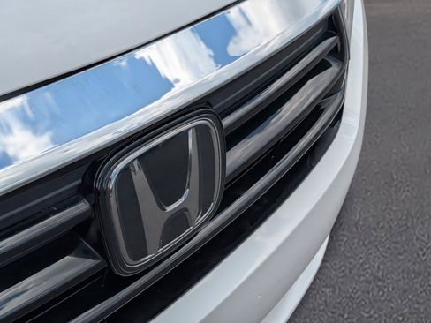 Used 2023 Honda Odyssey Touring image 5