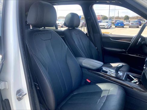 Used 2018 BMW X5 sDrive35i image 9
