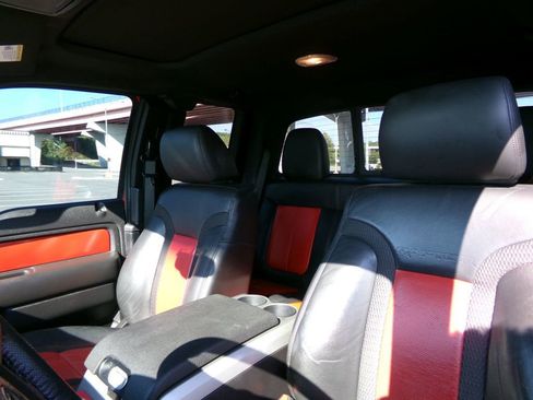 Used 2010 Ford F150 Raptor image 11