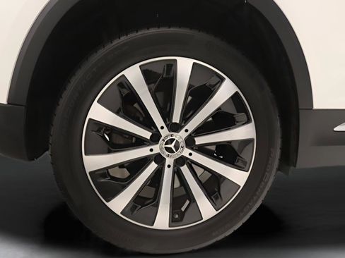 Certified 2023 Mercedes-Benz GLA 250 image 25