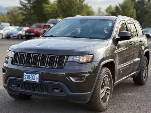 Used 2016 Jeep Grand Cherokee Laredo 75th Anniversary AWD/4WD image 1