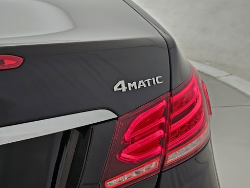 Used 2015 Mercedes-Benz E 400 4MATIC Coupe image 28