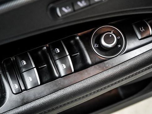 Used 2023 Alfa Romeo Stelvio Veloce image 44