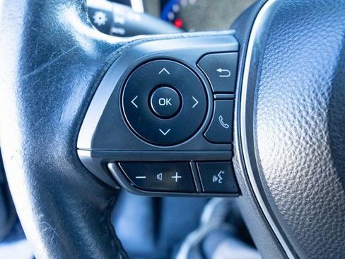 Used 2020 Toyota Corolla XSE image 23