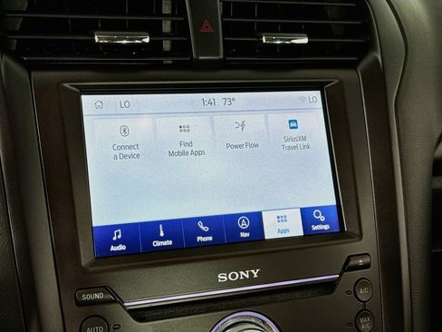 Used 2020 Ford Fusion Energi Titanium FWD image 31