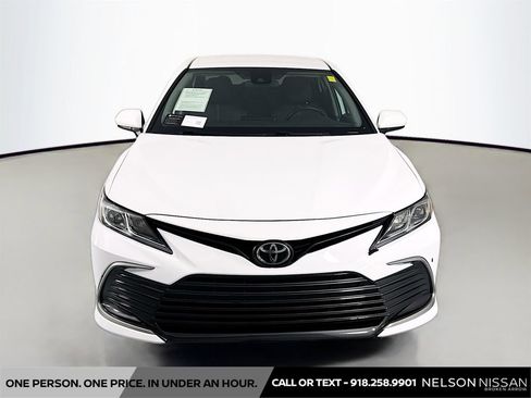 Used 2021 Toyota Camry LE FWD image 2