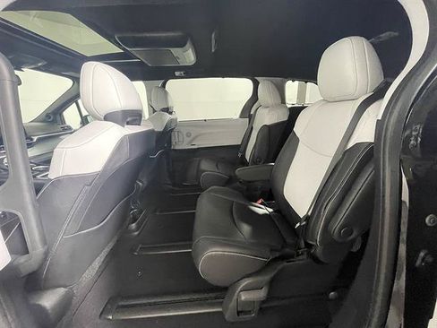 New 2026 Toyota Sienna XSE AWD/4WD image 11