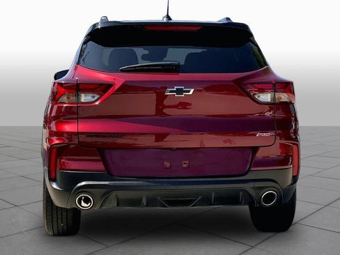 Used 2023 Chevrolet TrailBlazer RS w/ Sun and Liftgate Package FWD image 5