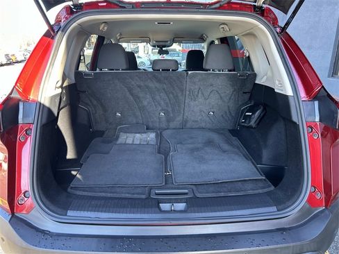 Used 2021 Nissan Rogue S image 13