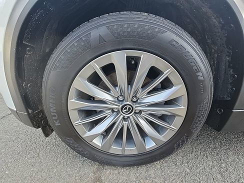 Certified 2024 MAZDA CX-90 Plug-In Hybrid w/ Preferred image 19