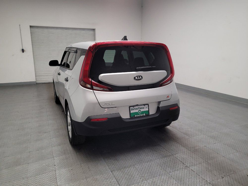 Used 2020 Kia Soul S FWD image 6