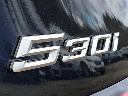 New 2026 BMW 530i xDrive w/ Premium Package AWD/4WD image 6