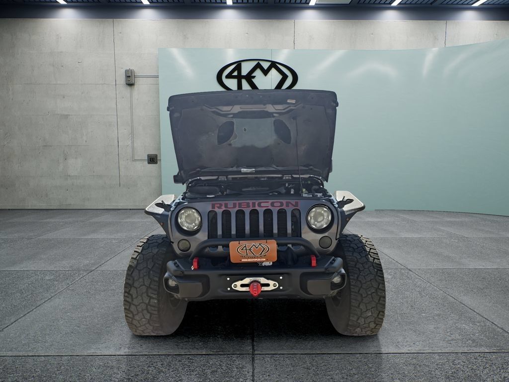 Used 2016 Jeep Wrangler Unlimited Rubicon AWD/4WD image 8