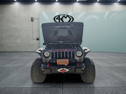 Used 2016 Jeep Wrangler Unlimited Rubicon AWD/4WD image 8
