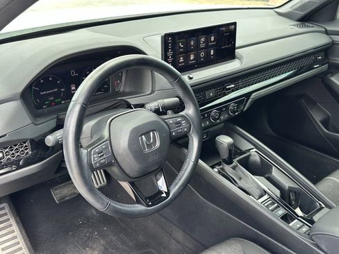 Used 2024 Honda Accord Sport image 18