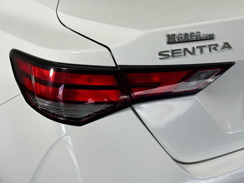 Used 2024 Nissan Sentra SV FWD image 36