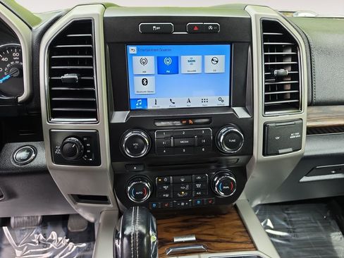 Used 2018 Ford F150 Lariat AWD/4WD image 11