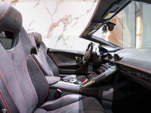 Used 2017 Lamborghini Huracan LP 580-2 RWD image 24