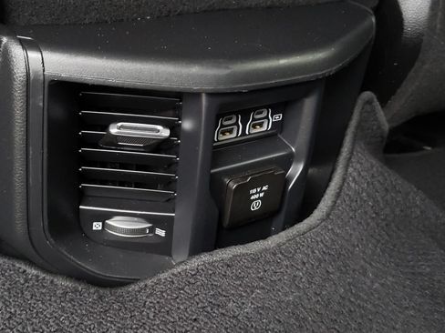 Used 2023 RAM 2500 Laramie AWD/4WD image 15