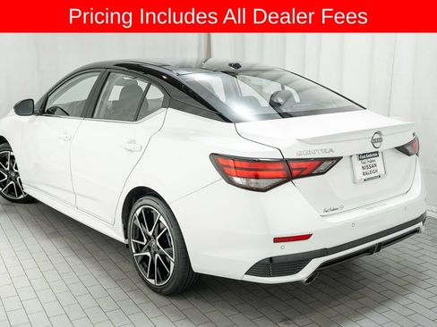 Certified 2024 Nissan Sentra SR FWD image 3
