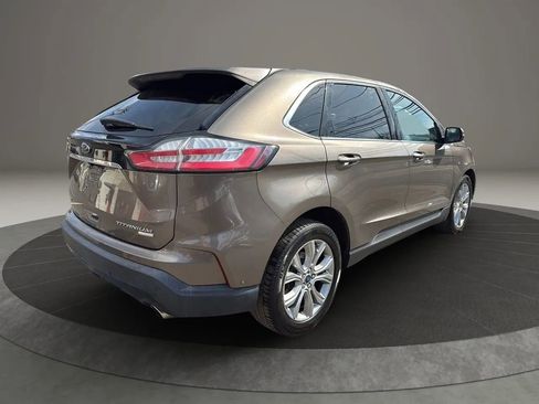 Used 2019 Ford Edge Titanium w/ Equipment Group 301A image 5
