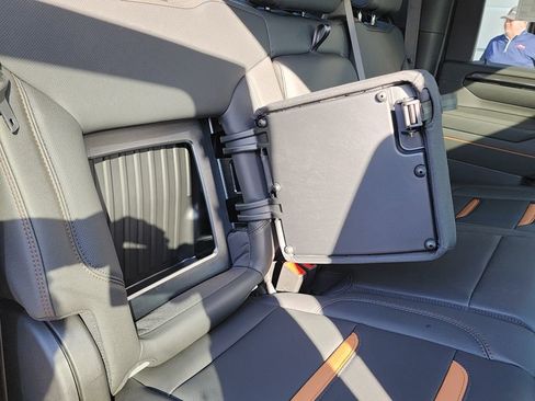 New 2026 GMC Sierra 2500 AT4 w/ AT4 Premium Plus Package image 50