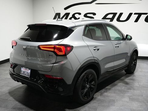 Used 2024 Buick Encore GX Sport Touring image 9