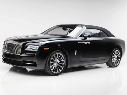 Used 2019 Rolls-Royce Dawn RWD image 25