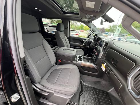 Used 2021 Chevrolet Silverado 1500 RST w/ Redline Edition AWD/4WD image 35