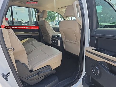 Used 2024 Ford Expedition Max XLT RWD image 20