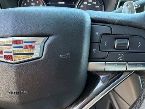 Used 2020 Cadillac XT6 Sport AWD/4WD image 20