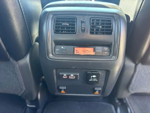 Used 2020 Nissan Pathfinder Platinum w/ Cargo Package AWD/4WD image 19