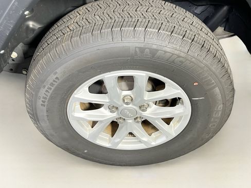 Used 2023 Jeep Wrangler Unlimited Sport AWD/4WD image 29