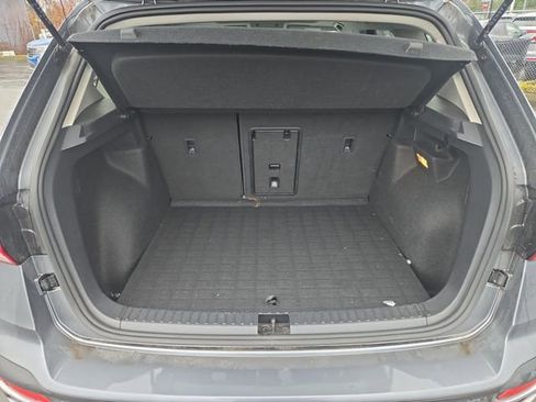 Certified 2023 Volkswagen Taos SEL image 12