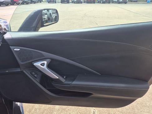 Used 2017 Chevrolet Corvette Z06 RWD image 15