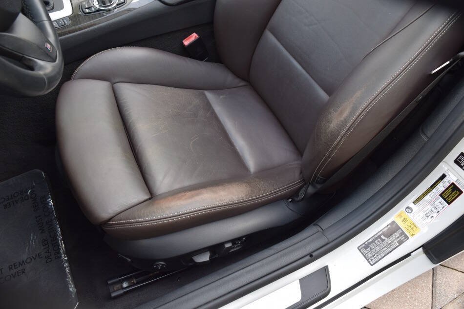 Used 2014 BMW Z4 sDrive35i RWD image 47