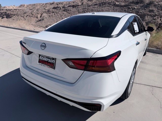 Certified 2025 Nissan Altima 2.5 S FWD image 8