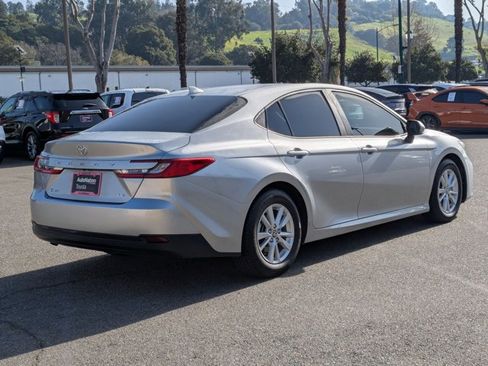 Certified 2025 Toyota Camry LE image 5