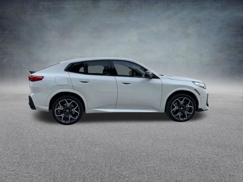 Used 2024 BMW X2 M35i image 27