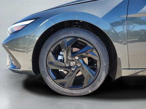 New 2026 Hyundai Elantra Sport image 28