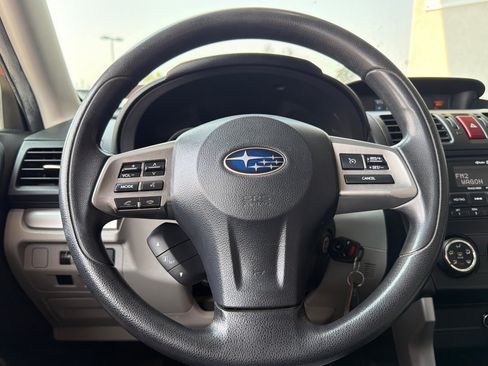 Used 2015 Subaru Forester 2.5i Premium w/ All-Weather Package AWD/4WD image 21