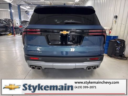 New 2026 Chevrolet Traverse LT image 9