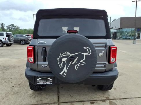 Used 2023 Ford Bronco Black Diamond AWD/4WD image 3