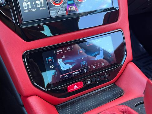 Used 2017 Maserati GranTurismo Sport RWD image 26